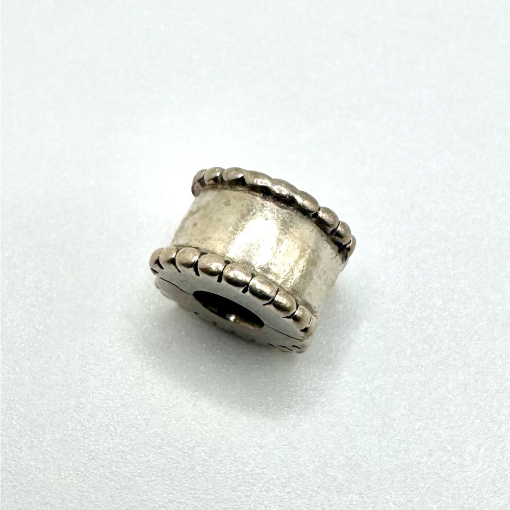 Pandora Sterling Silver Beveled Edge Clip Charm 790267